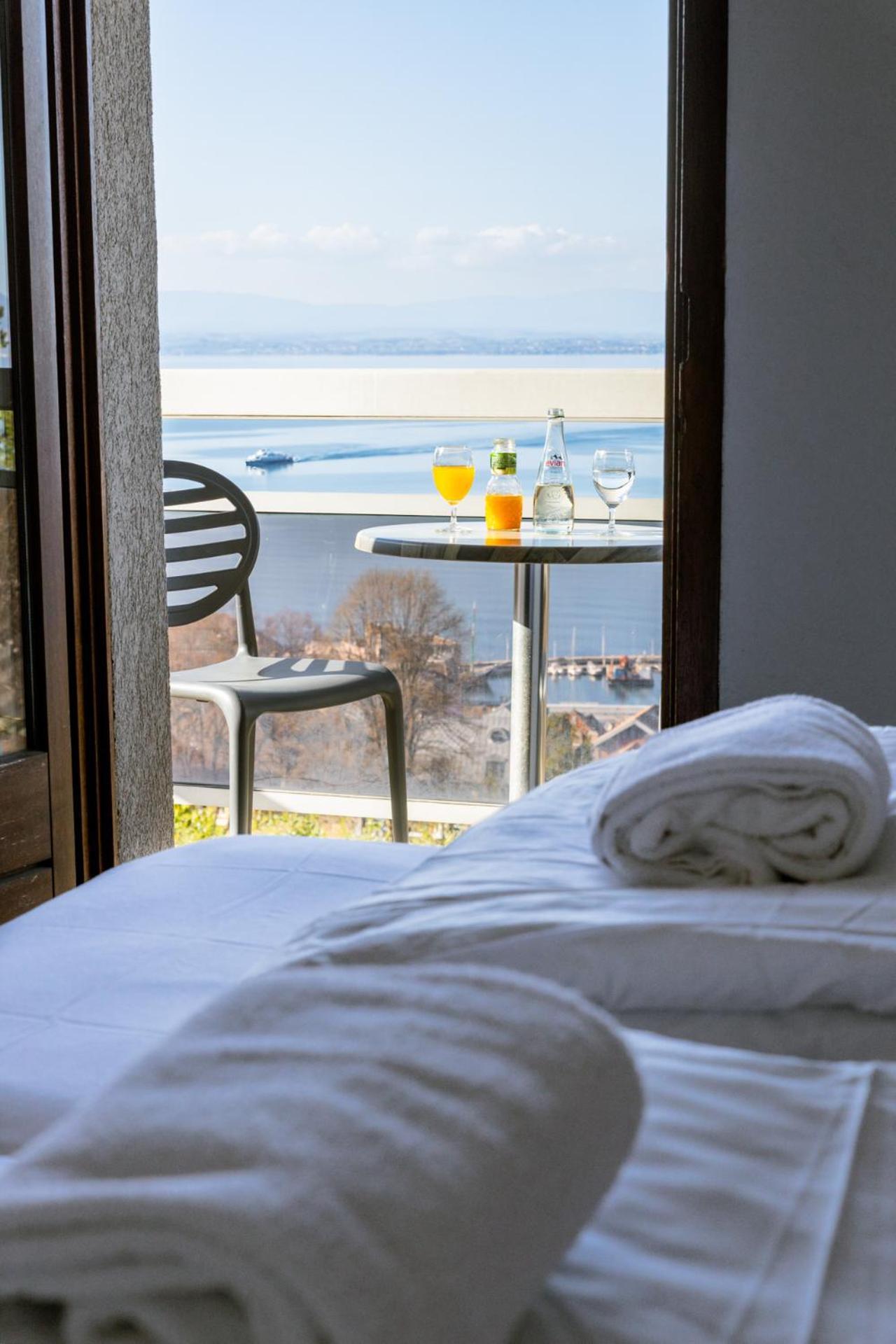 Cote Lac Hostel Evian Exterior photo
